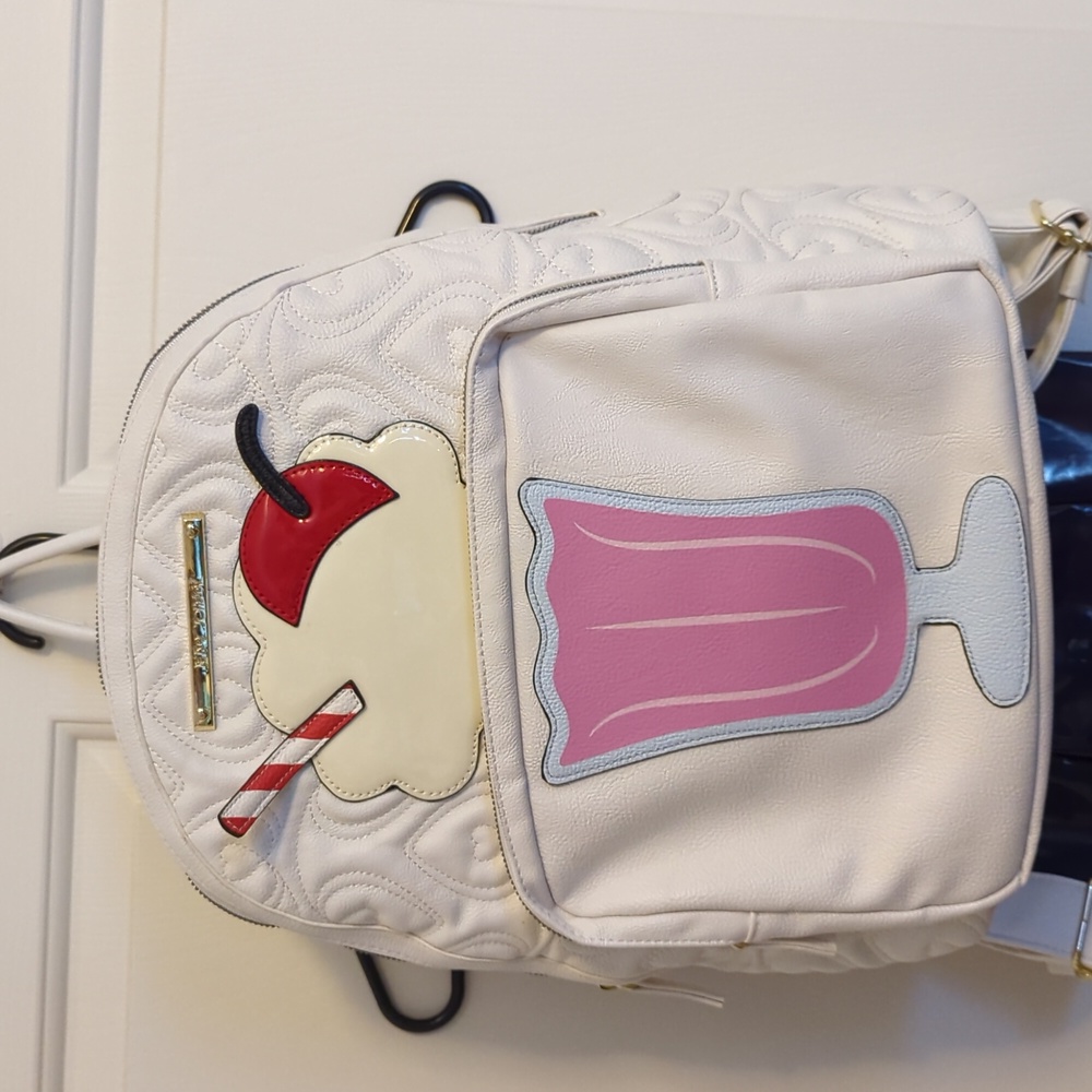Betsey johnson milkshake bag